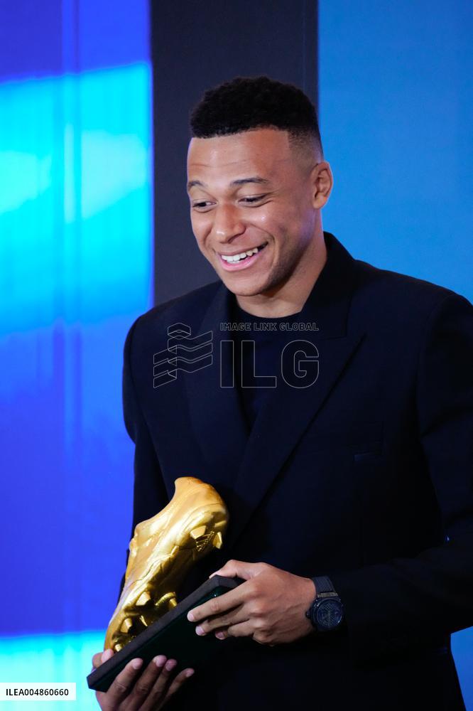 Kylian Mbappe Receives Golden Boot Award - Madrid