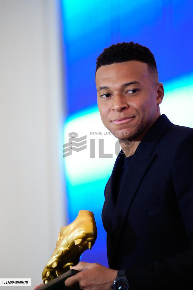 Kylian Mbappe Receives Golden Boot Award - Madrid