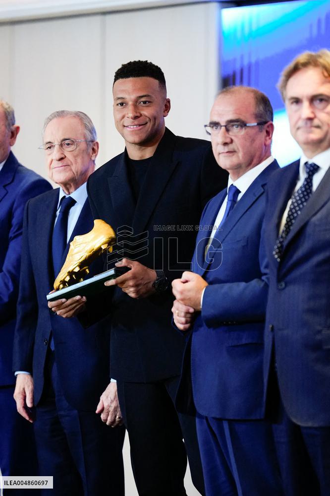 Kylian Mbappe Receives Golden Boot Award - Madrid