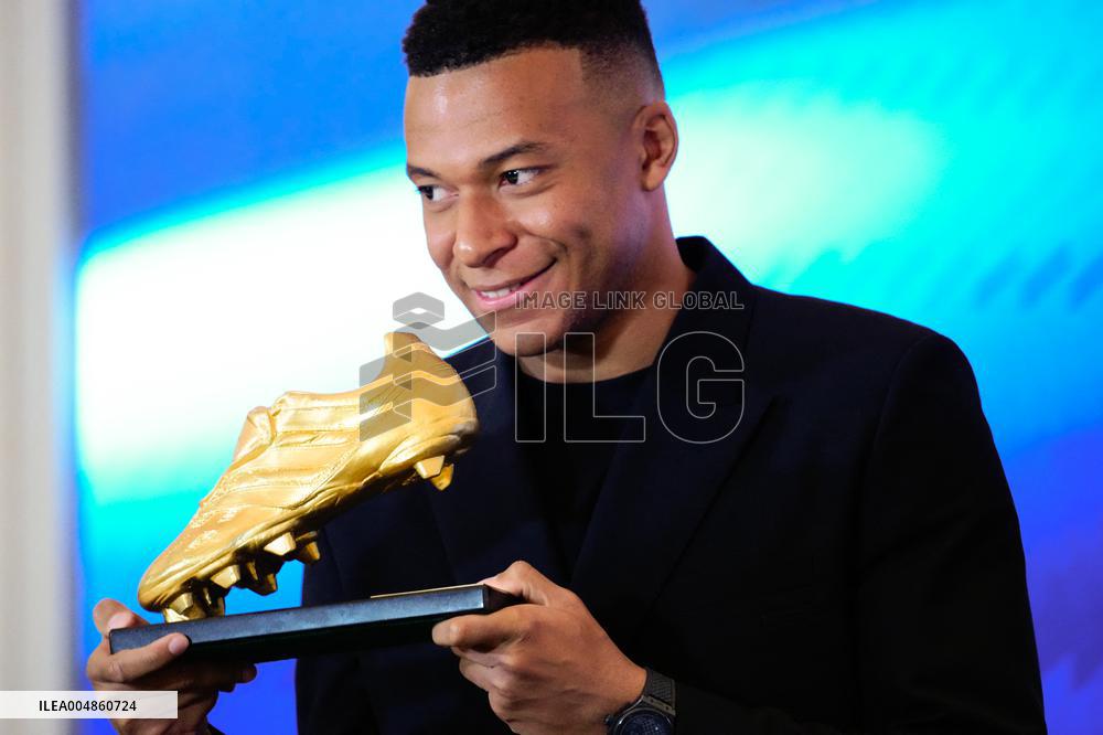 Kylian Mbappe Receives Golden Boot Award - Madrid