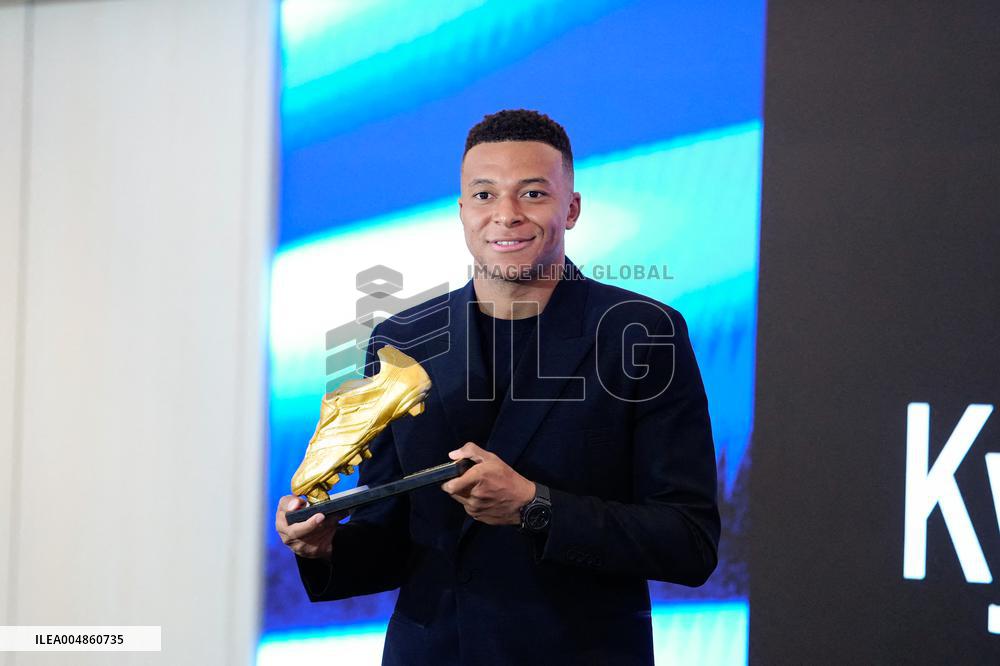 Kylian Mbappe Receives Golden Boot Award - Madrid