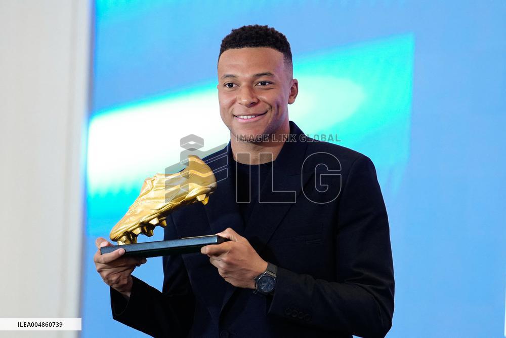 Kylian Mbappe Receives Golden Boot Award - Madrid