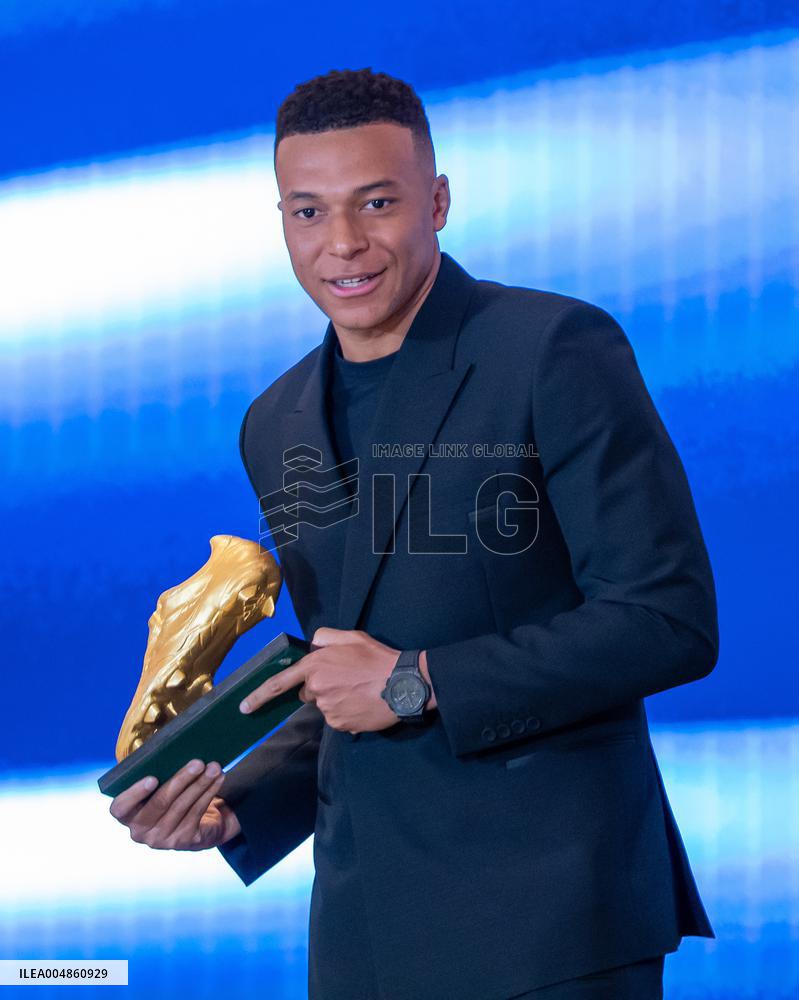 Kylian Mbappe Receives Golden Boot Award - Madrid
