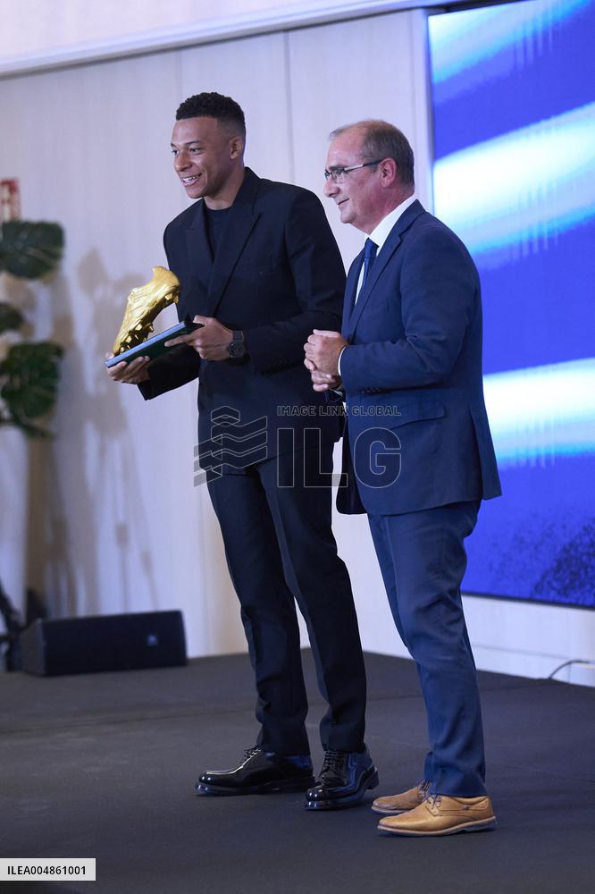 Kylian Mbappe Receives Golden Boot Award - Madrid