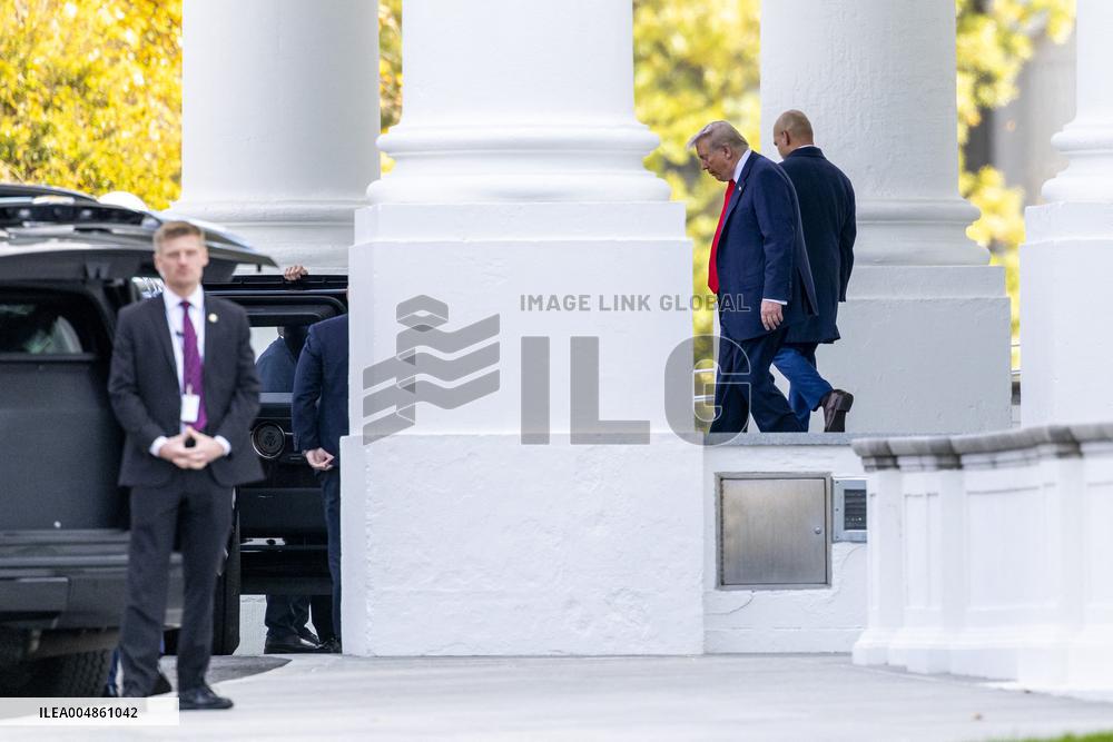 President Trump the White House for a weekend in Florida.