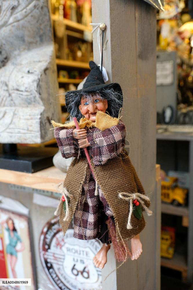 Halloween Illustrations - Ghent