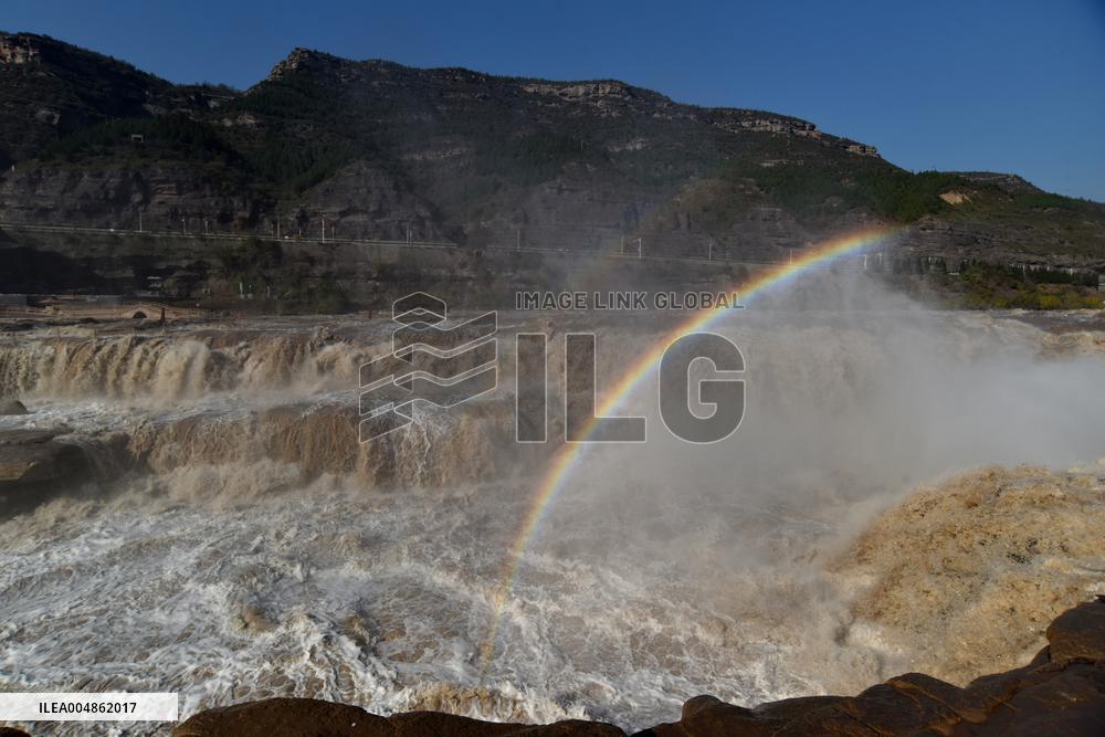 Hukou Waterfall Rainbow Landscape in Linfen