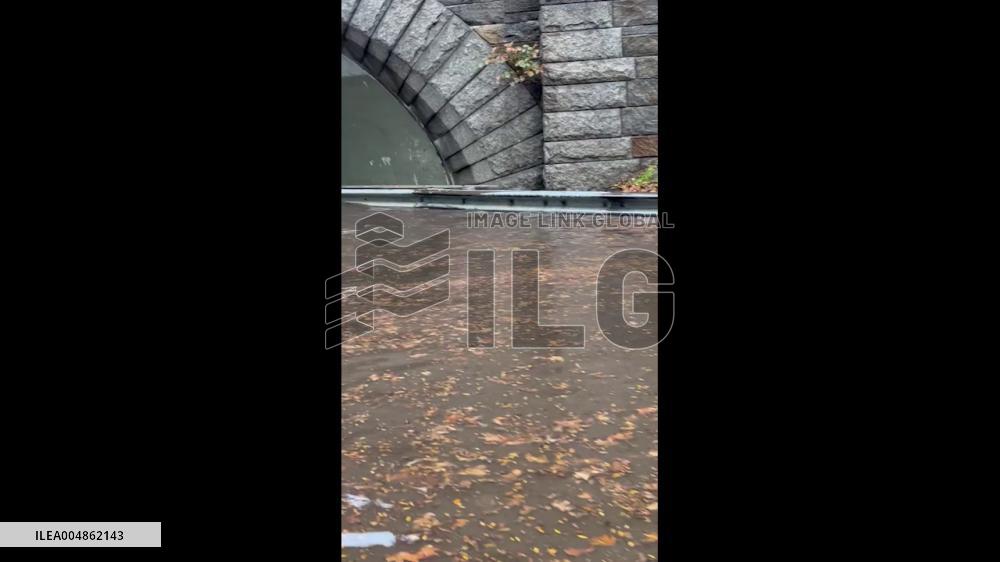 US: Record Rain Hits New York City, Multiple Fatalities Reported 7