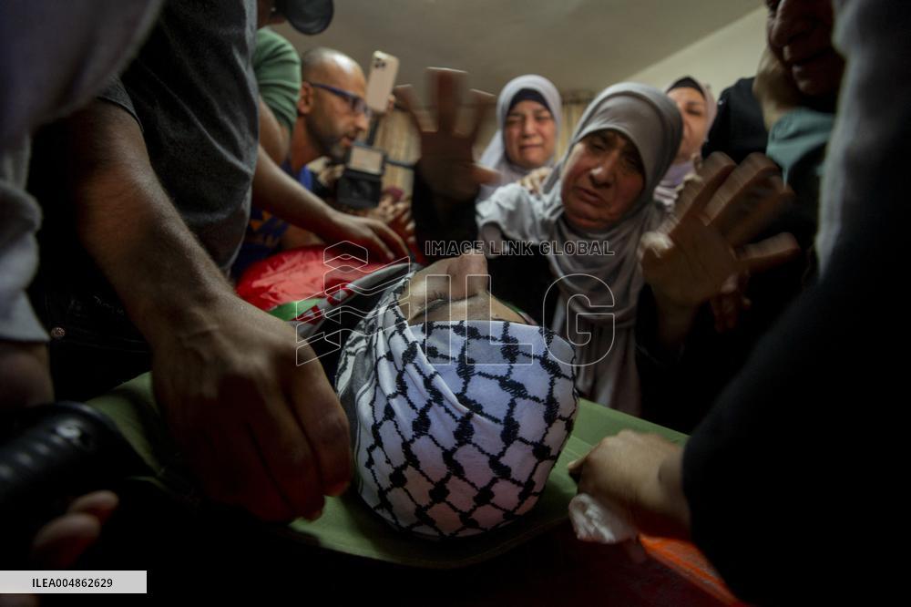 Israeli Forces Kill Ramallah Youth