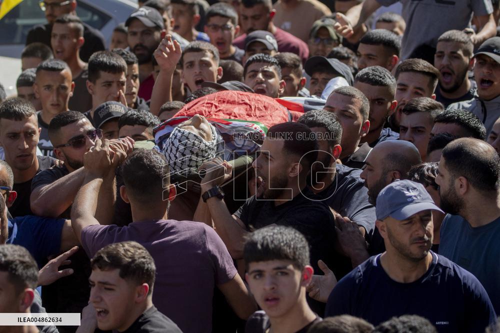 Israeli Forces Kill Ramallah Youth