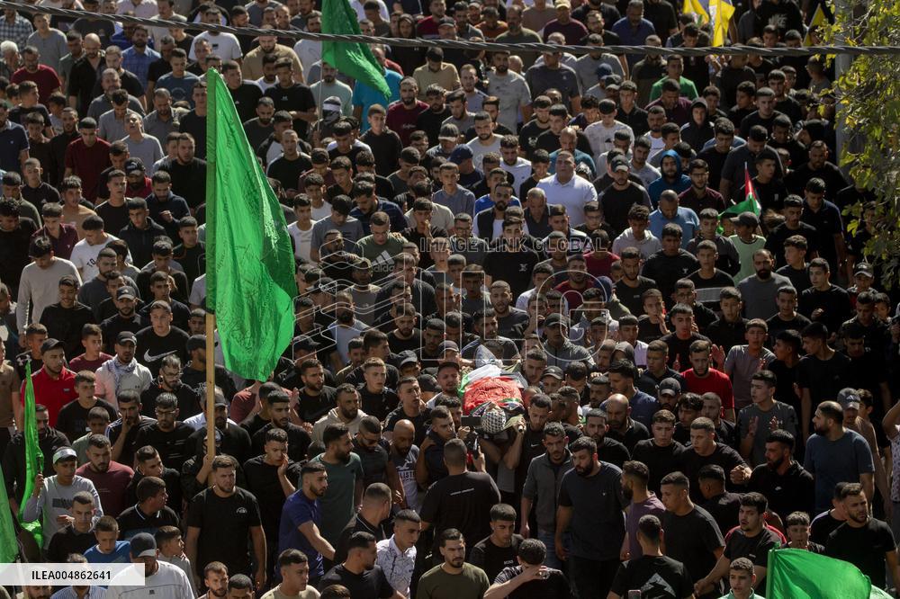 Israeli Forces Kill Ramallah Youth