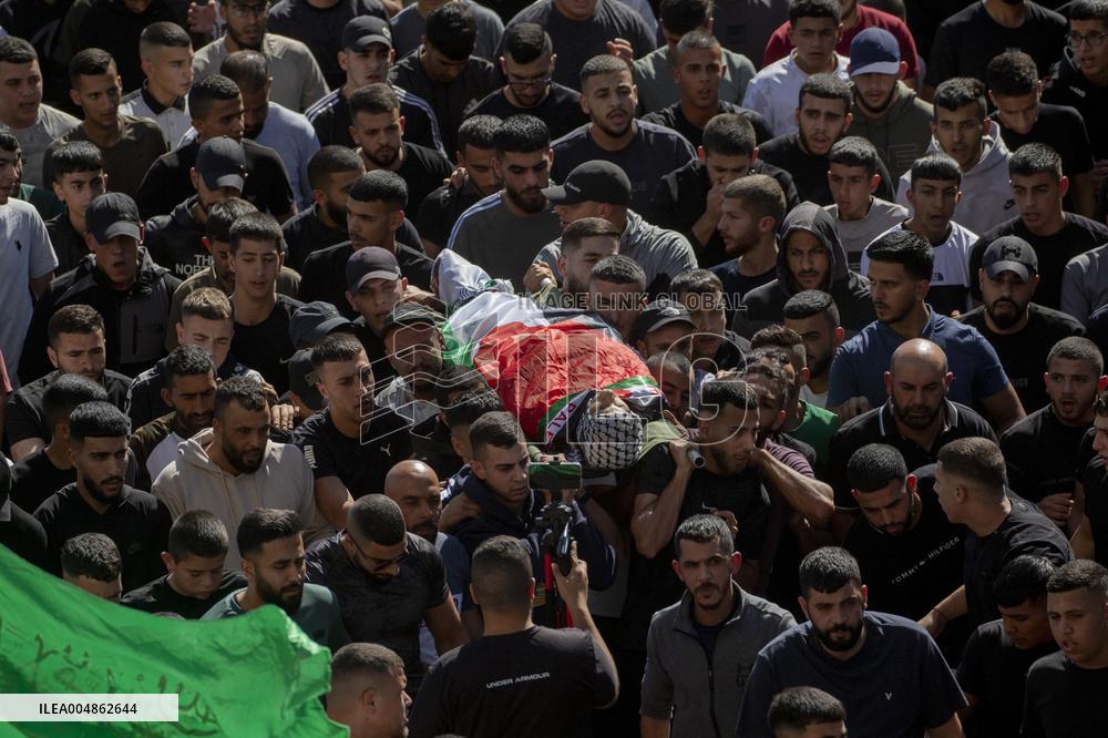 Israeli Forces Kill Ramallah Youth