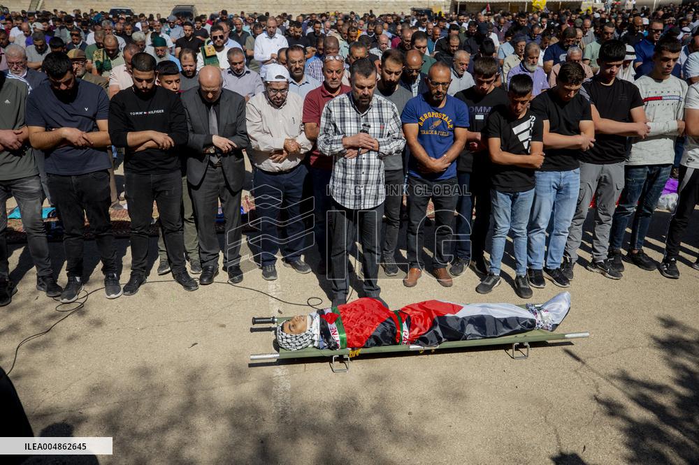 Israeli Forces Kill Ramallah Youth