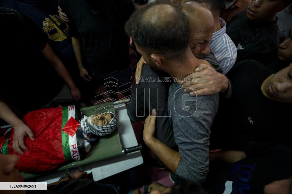 Israeli Forces Kill Ramallah Youth