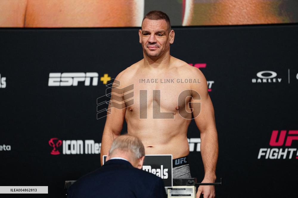 UFC Fight Night - Garcia vs Onama: Official Weigh-In