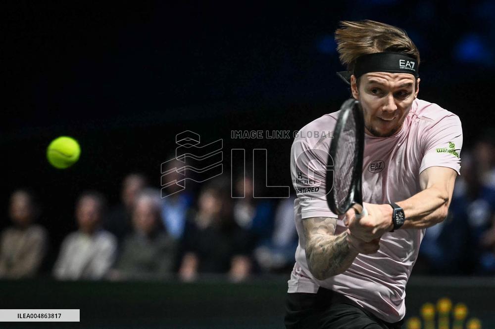 Felix Auger-Aliassime vs Alexander Bublik at Rolex Paris Masters 2025 in Paris FA