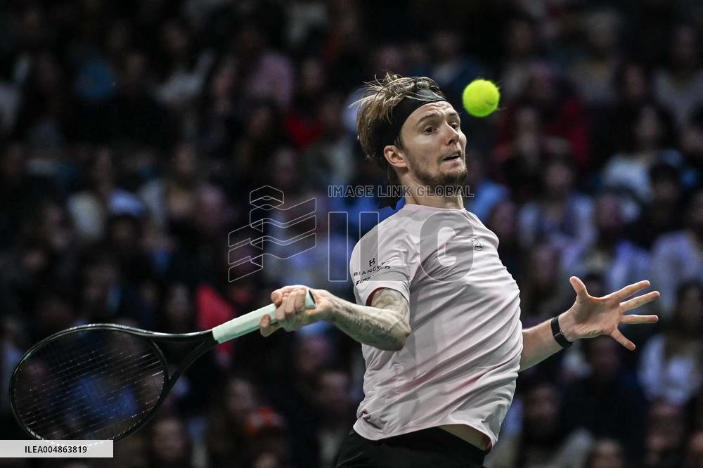 Felix Auger-Aliassime vs Alexander Bublik at Rolex Paris Masters 2025 in Paris FA