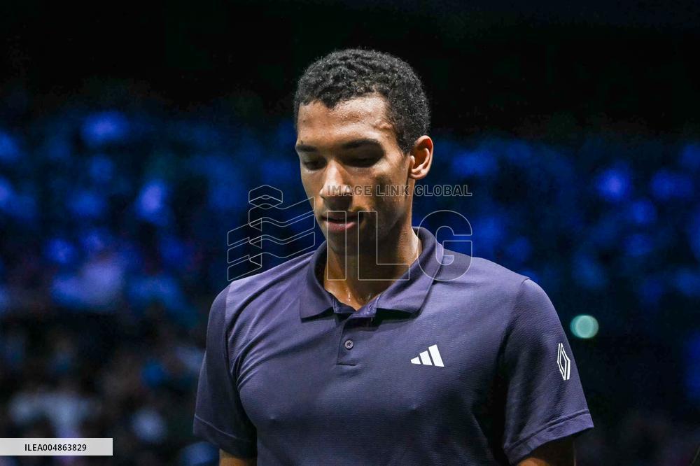 Felix Auger-Aliassime vs Alexander Bublik at Rolex Paris Masters 2025 in Paris FA