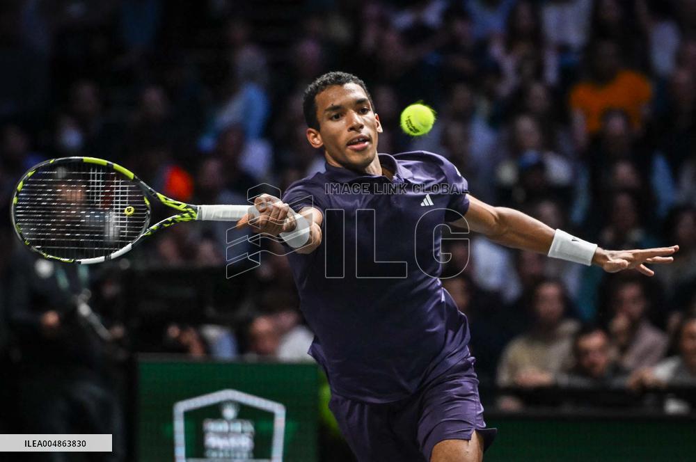 Felix Auger-Aliassime vs Alexander Bublik at Rolex Paris Masters 2025 in Paris FA