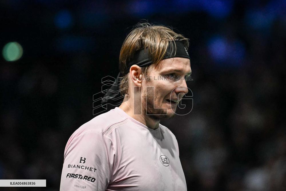 Felix Auger-Aliassime vs Alexander Bublik at Rolex Paris Masters 2025 in Paris FA