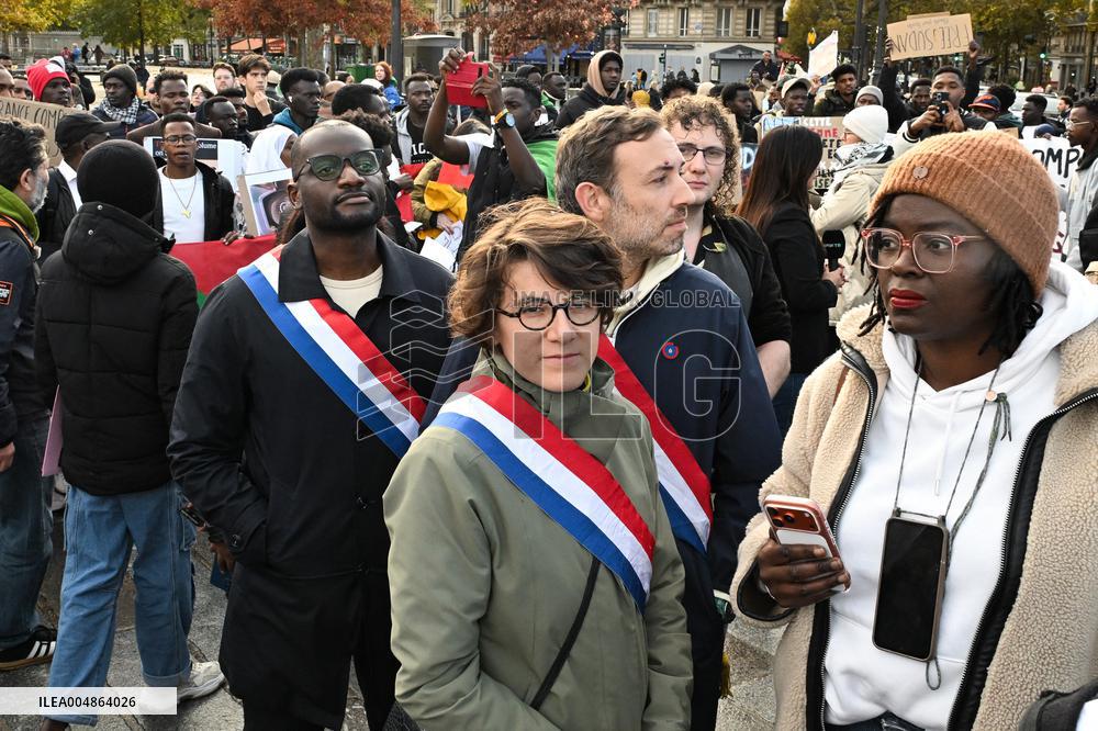 Protest Against Sudan War - Paris
