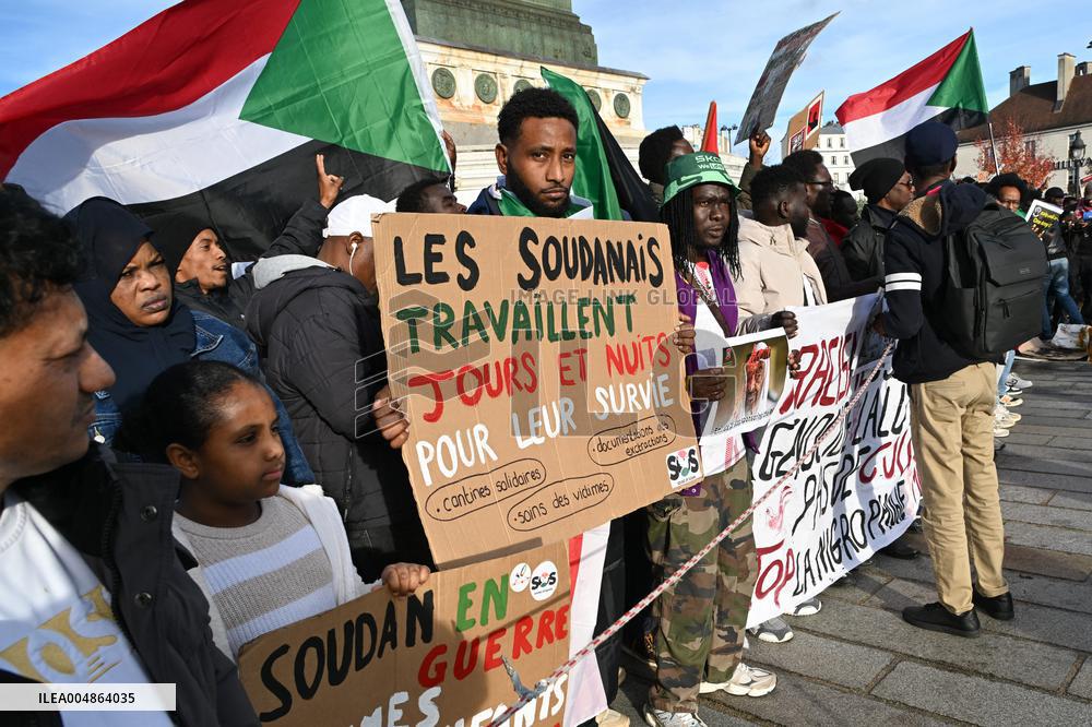 Protest Against Sudan War - Paris