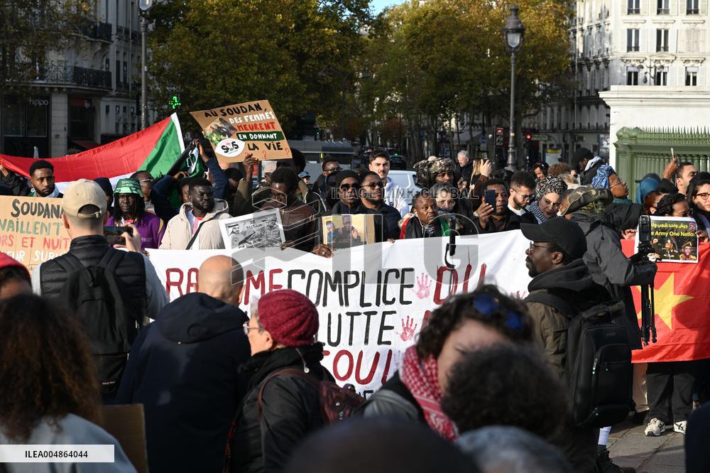 Protest Against Sudan War - Paris