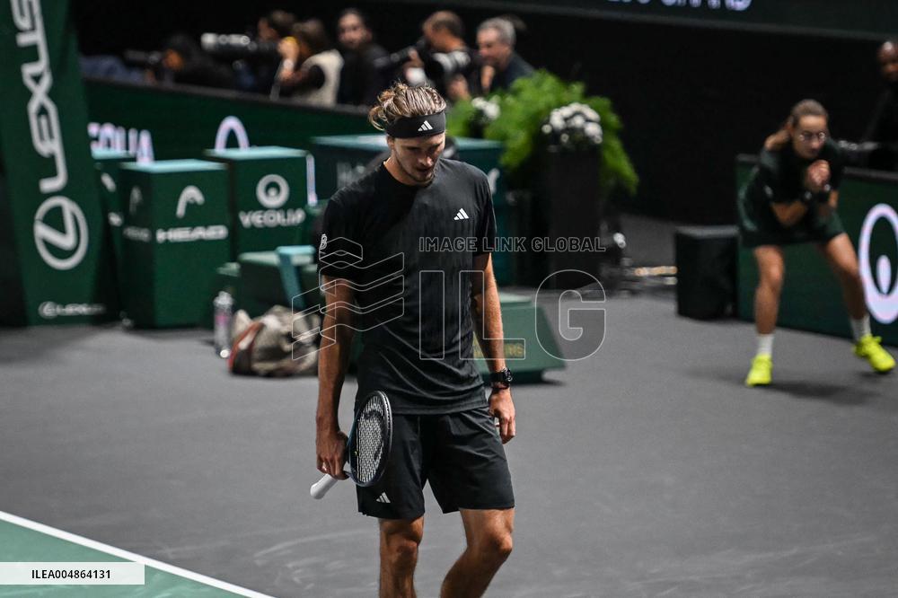 Jannik Sinner vs Alexander Zverev at Rolex Paris Masters 2025 in Paris FA