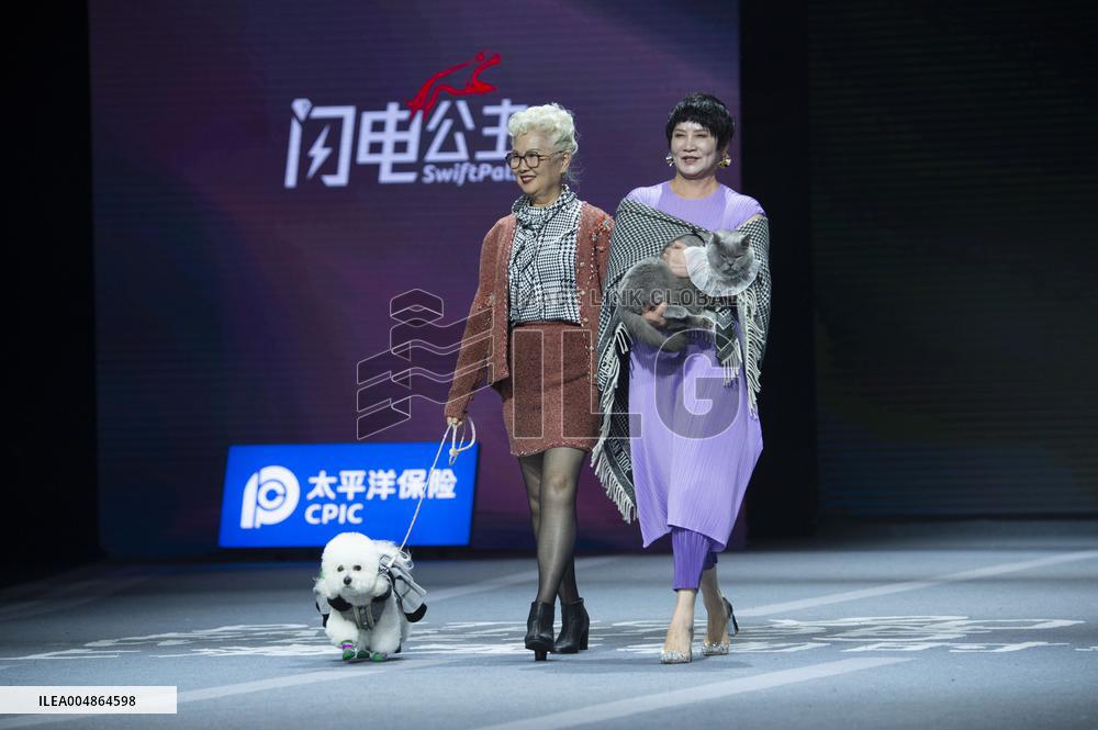 5th PETJOY FASHIION WEEK in Shanghai