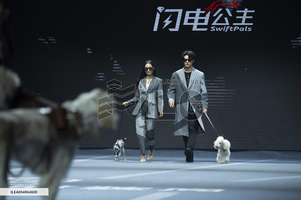 5th PETJOY FASHIION WEEK in Shanghai