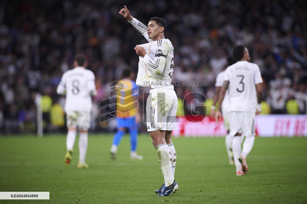Kylian Mbappe At Real Madrid Cf V Valencia CF- Madrid
