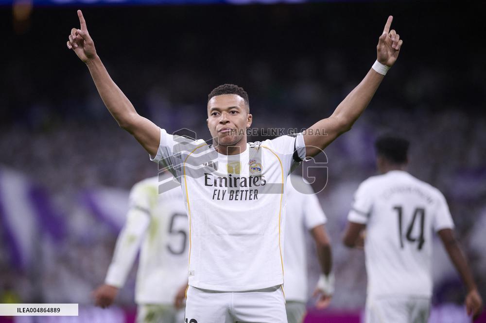 Kylian Mbappe At Real Madrid Cf V Valencia CF- Madrid