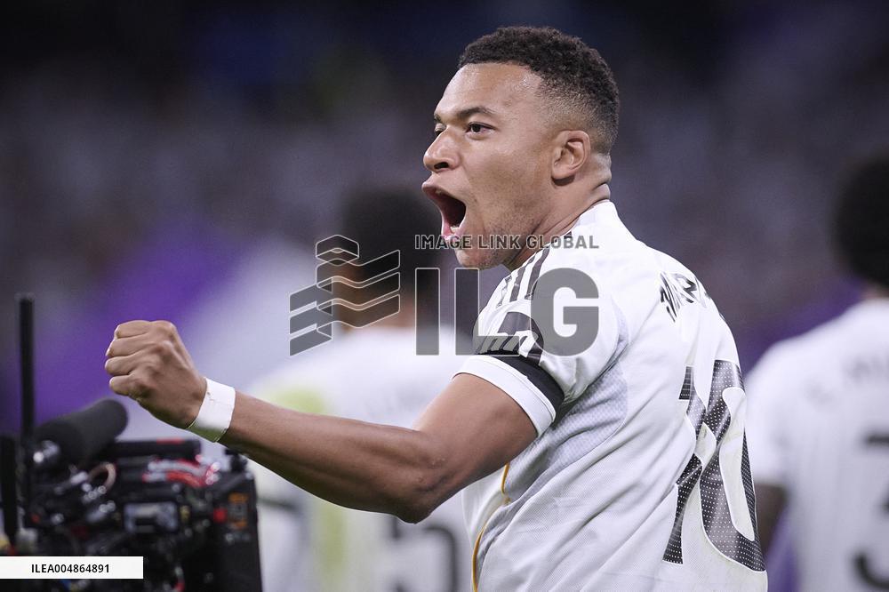 Kylian Mbappe At Real Madrid Cf V Valencia CF- Madrid