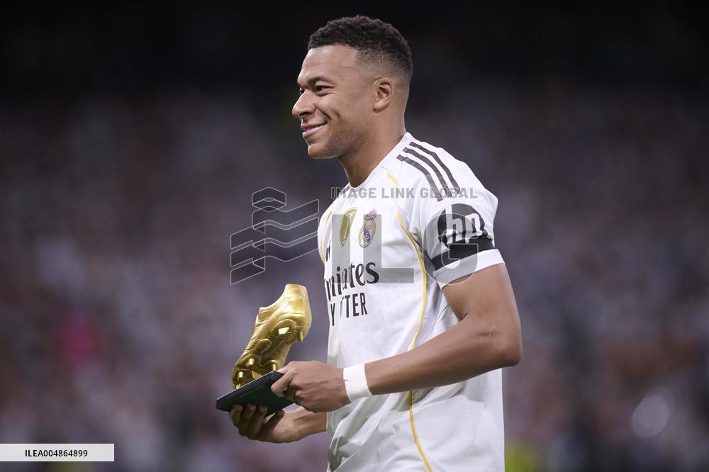 Kylian Mbappe At Real Madrid Cf V Valencia CF- Madrid