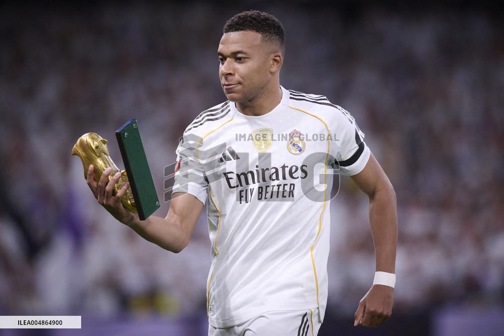 Kylian Mbappe At Real Madrid Cf V Valencia CF- Madrid