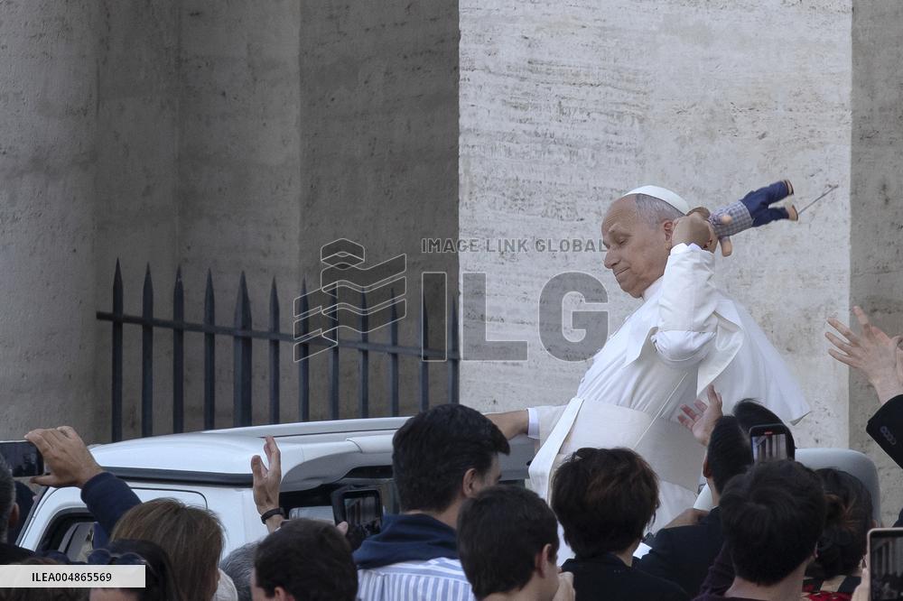 Pope Meets Education Delegates - Vatican