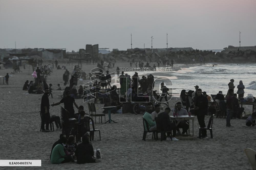 Gaza During Truce - Palestine