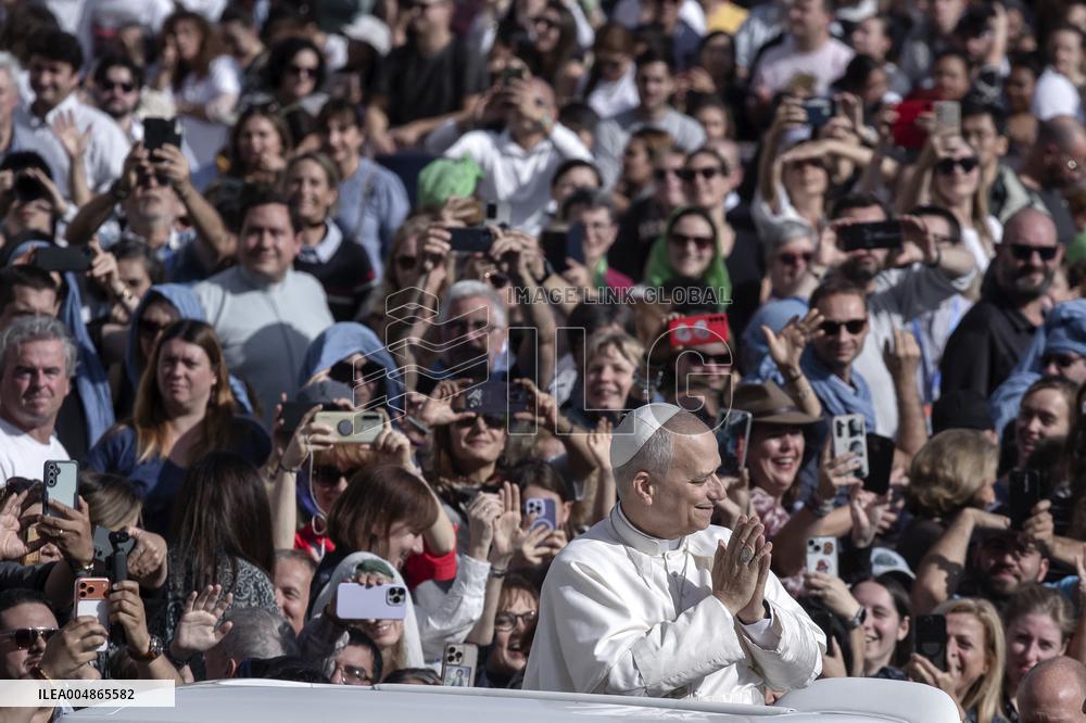 Pope Meets Education Delegates - Vatican