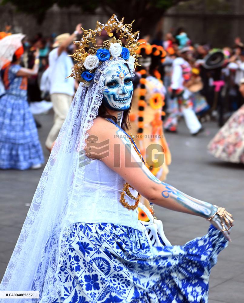 Annual Dia De Muertos Parade - Mexico City