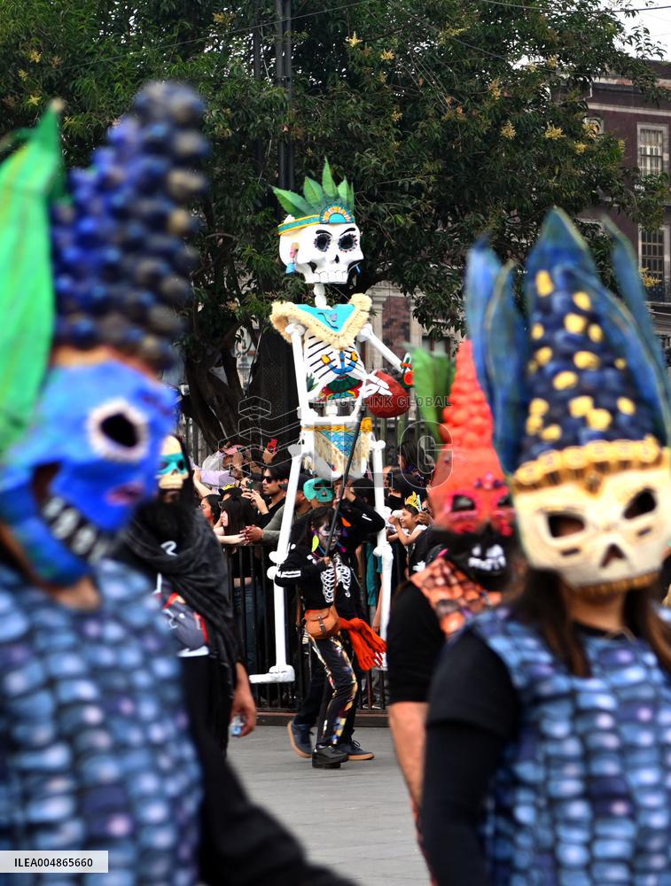 Annual Dia De Muertos Parade - Mexico City