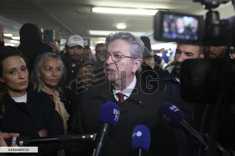 Jean-Luc Melenchon Visit To Market - Choisy-Le-Roi