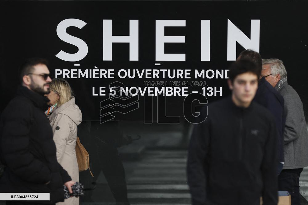 Shein Store Illustration - Paris
