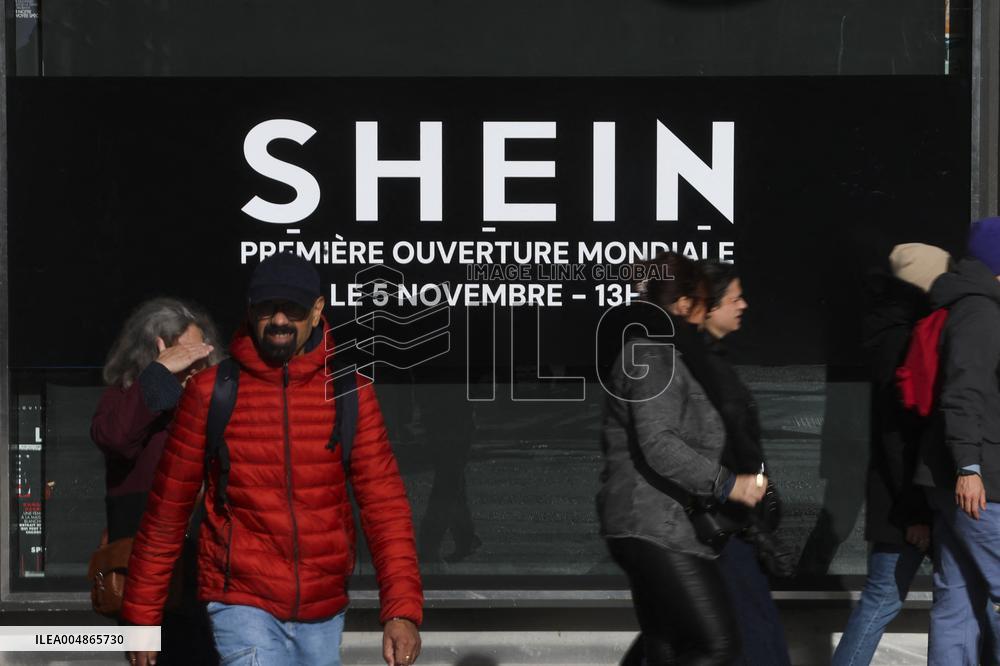 Shein Store Illustration - Paris