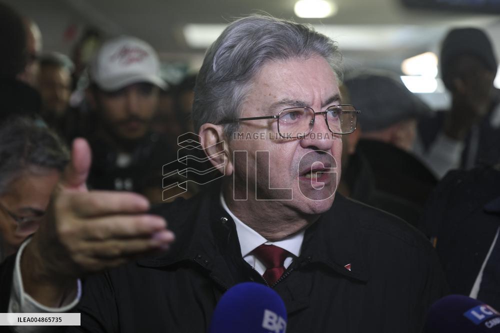 Jean-Luc Melenchon Visit To Market - Choisy-Le-Roi