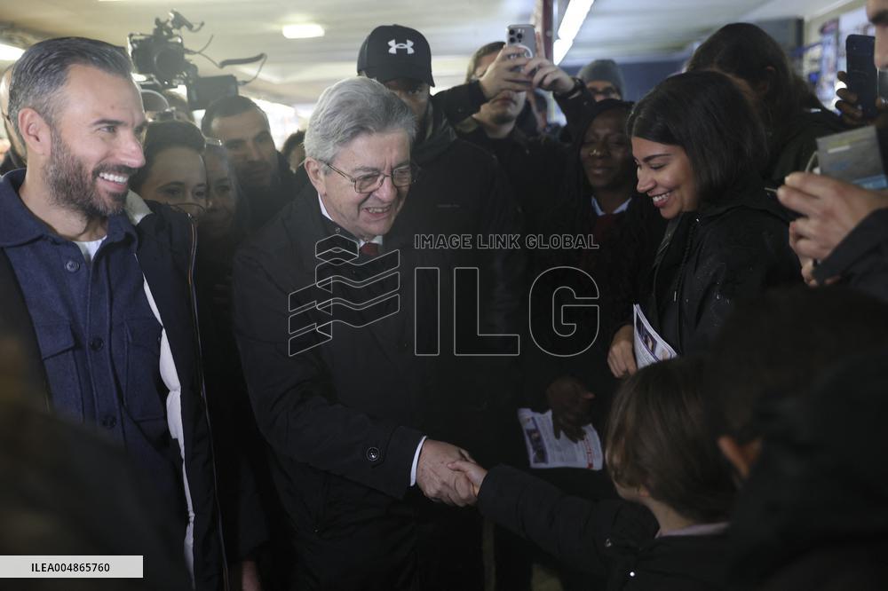 Jean-Luc Melenchon Visit To Market - Choisy-Le-Roi