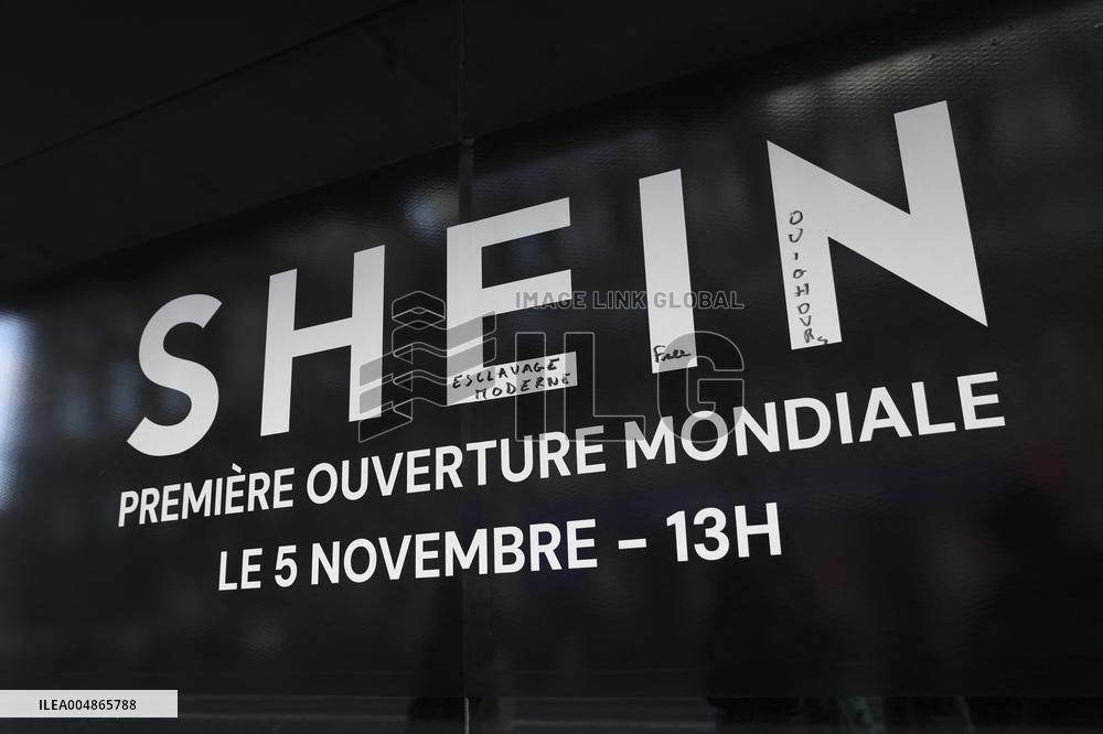 Shein Store Illustration - Paris