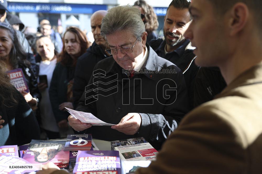 Jean-Luc Melenchon Visit To Market - Choisy-Le-Roi