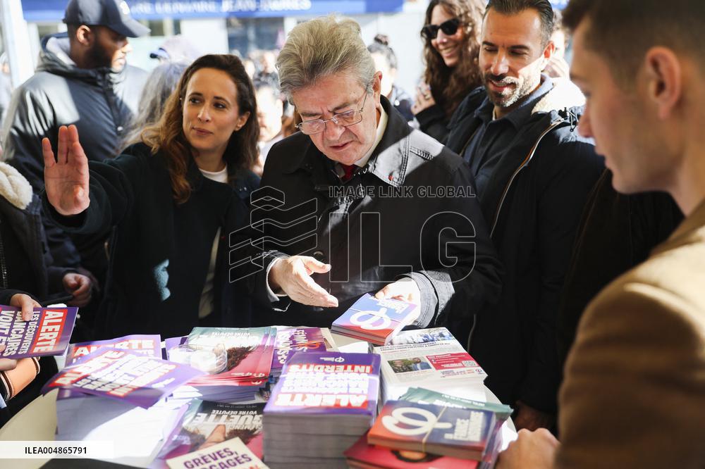 Jean-Luc Melenchon Visit To Market - Choisy-Le-Roi