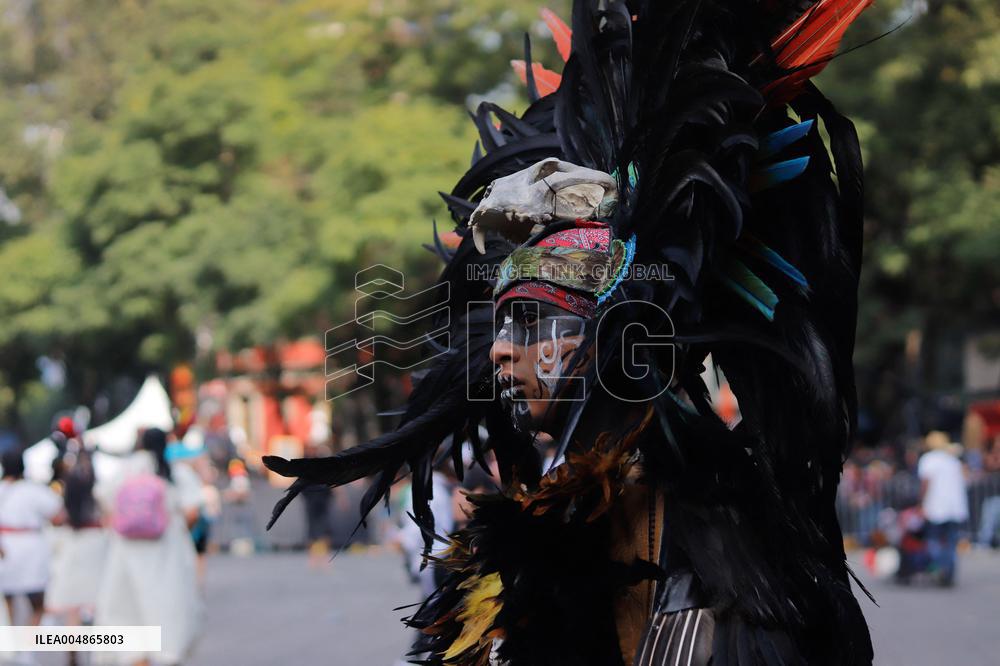 Annual Dia de Muertos Parade - Mexico City