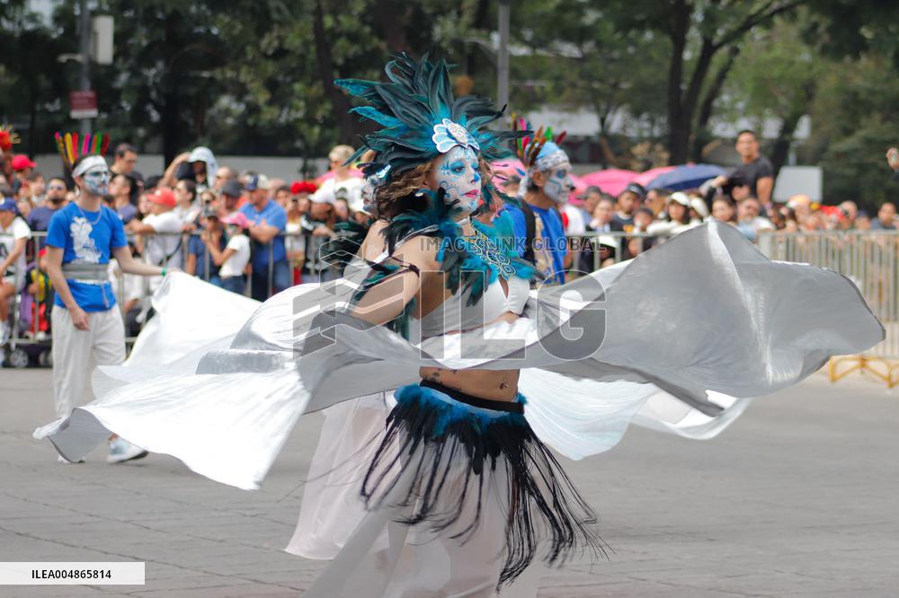 Annual Dia de Muertos Parade - Mexico City